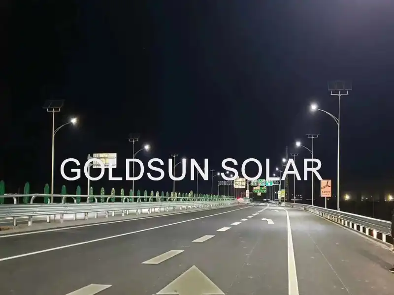 Street Light Pole Solar 