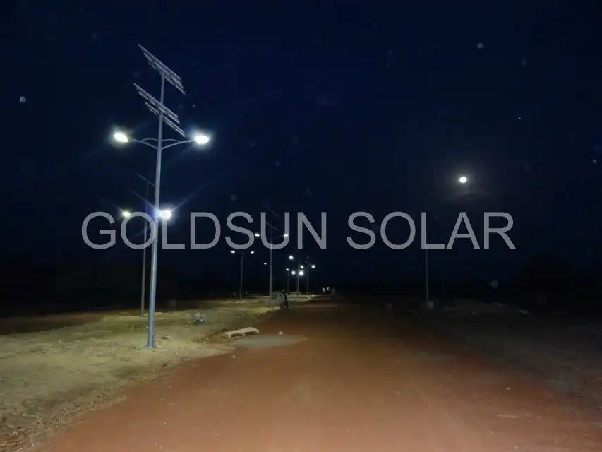 Are Solar or LED Outdoor Lights Better?